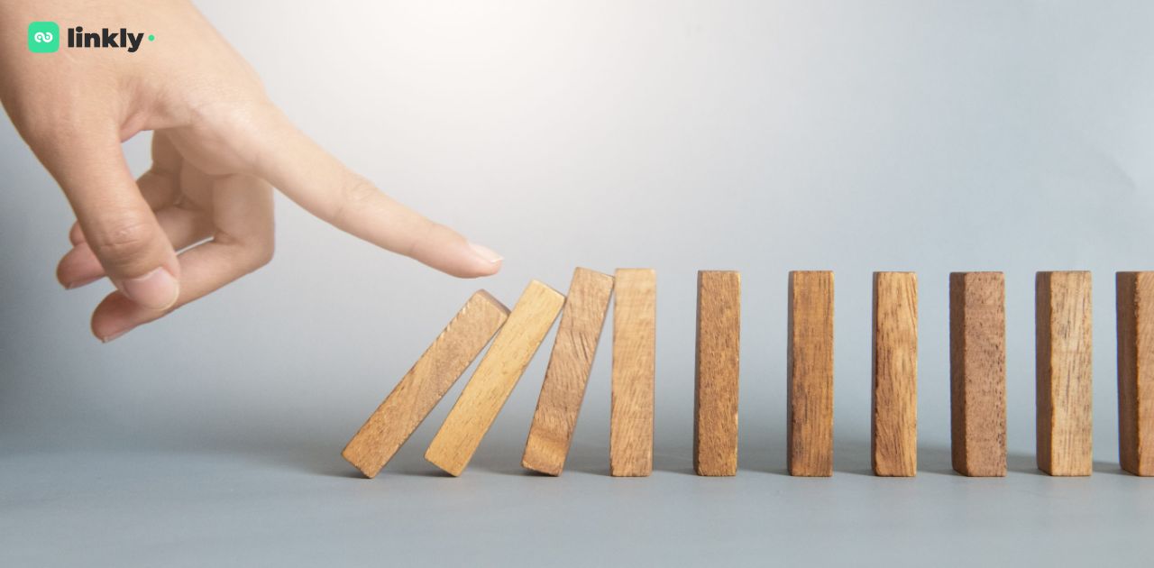 Hiệu Ứng Domino Là Gì? Cách Tận Dụng Tối Đa Trong Chiến Lược Marketing Hiện Đại 4 Hiệu Ứng Domino Là Gì?